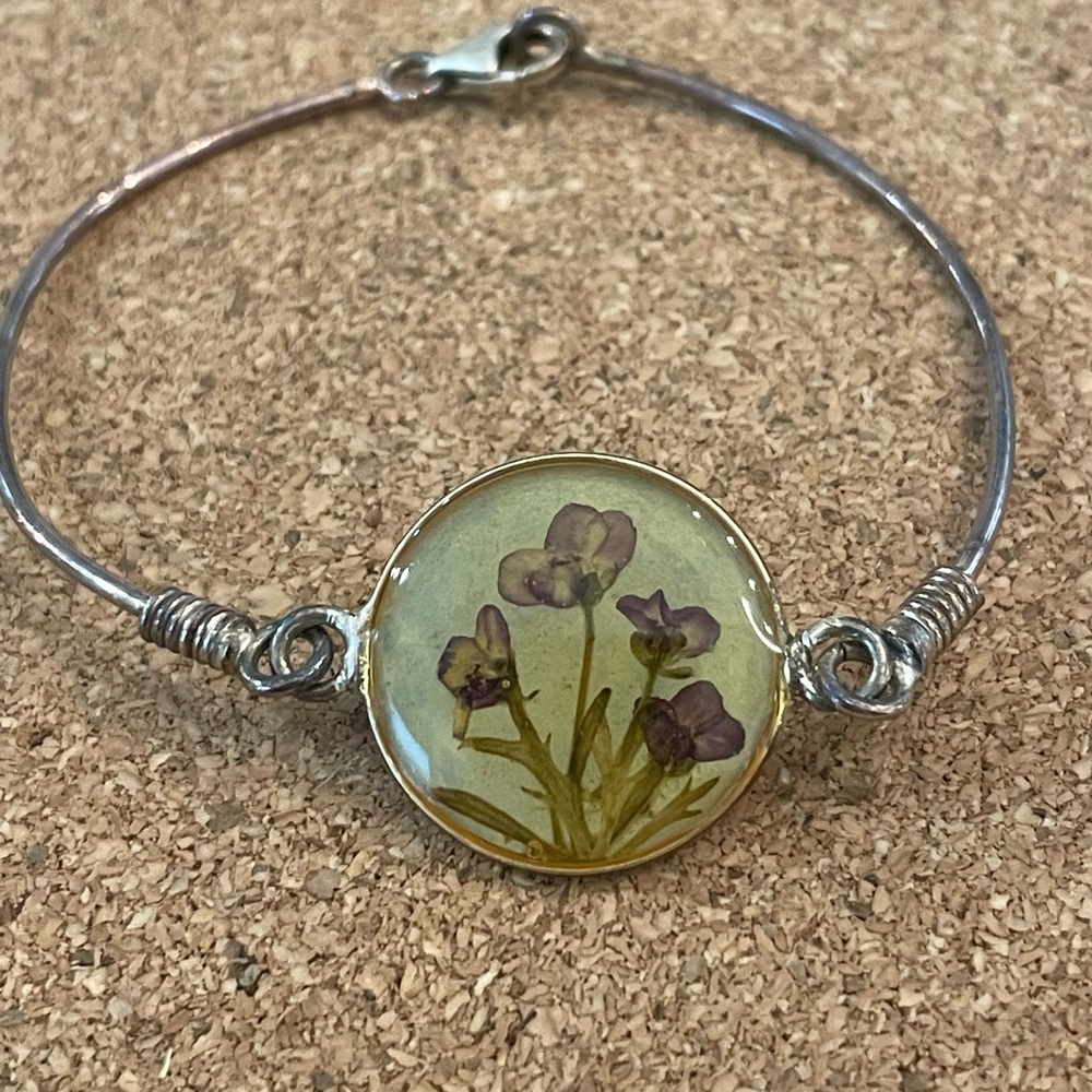 Silver Bracelet with Floral Plate